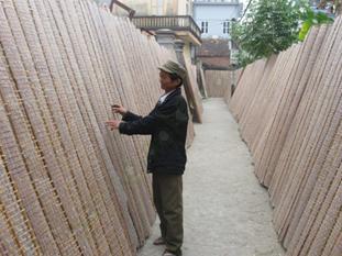 Lý thuyết & Trắc nghiệm Bài 10: Giữ gìn và phát huy truyền thống tốt đẹp của gia đình, dòng họ ảnh 1